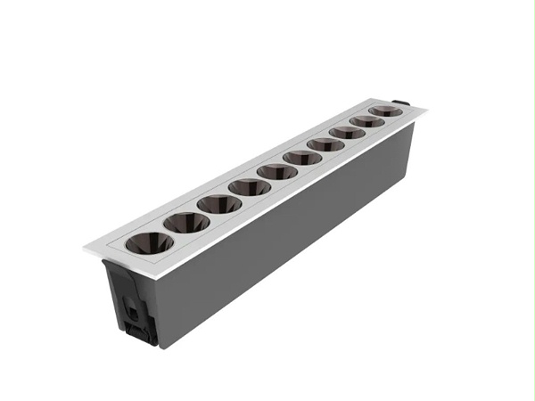 嵌入式格栅灯   10