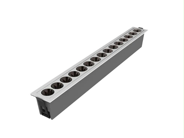 嵌入式格栅灯   15