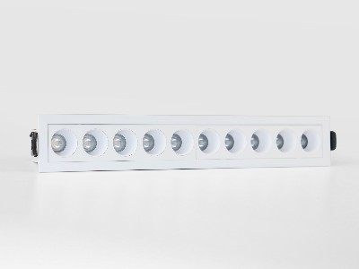 嵌入式格栅灯 10